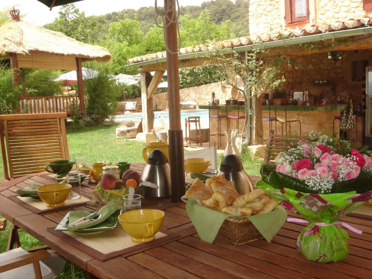 Bed and Breakfast Domaine De Sainte Annette Callian  Esterno foto